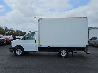 2025 Chevrolet Express Cutaway 3500 1WT