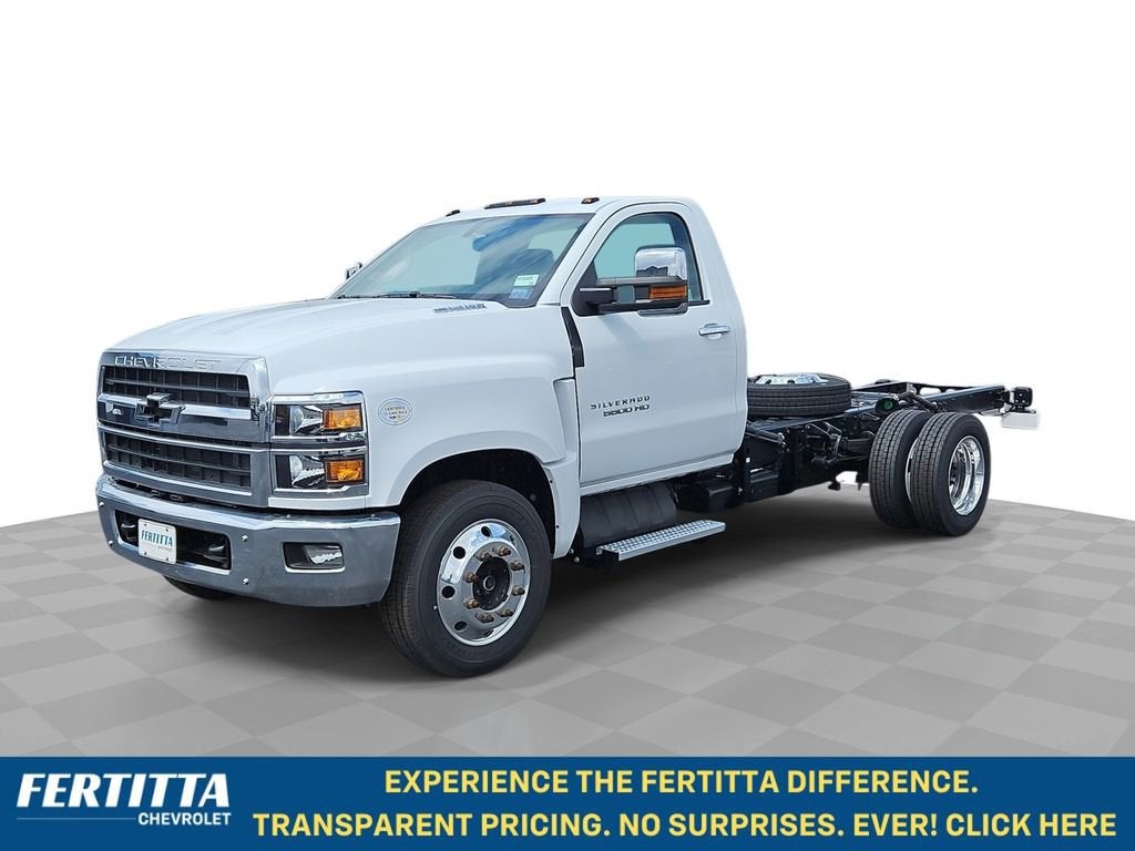 2024 Chevrolet Silverado 5500 HD Work Truck