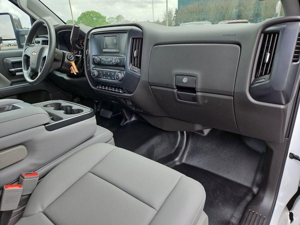 2024 Chevrolet Silverado 5500 HD Work Truck