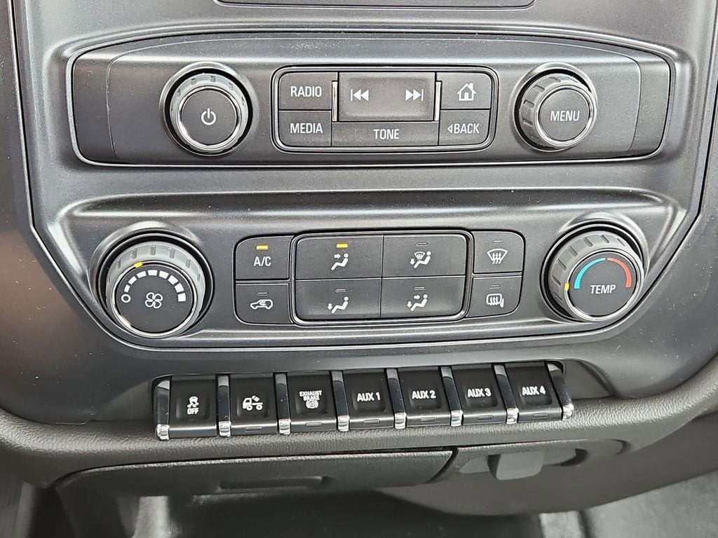 2024 Chevrolet Silverado 5500 HD Work Truck