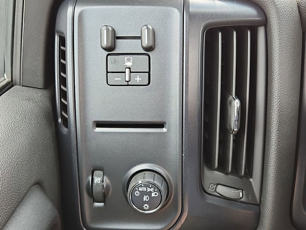 2024 Chevrolet Silverado 5500 HD Work Truck