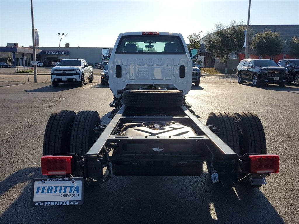 2024 Chevrolet Silverado 6500 HD Work Truck