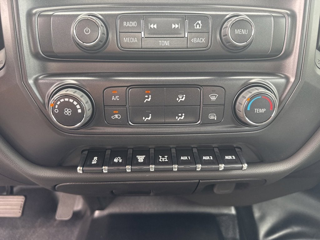 2024 Chevrolet Silverado 5500 HD Work Truck