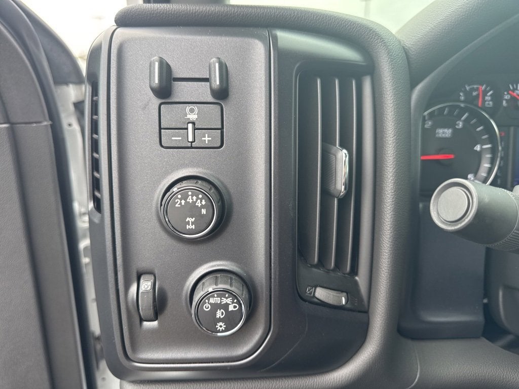 2024 Chevrolet Silverado 5500 HD Work Truck