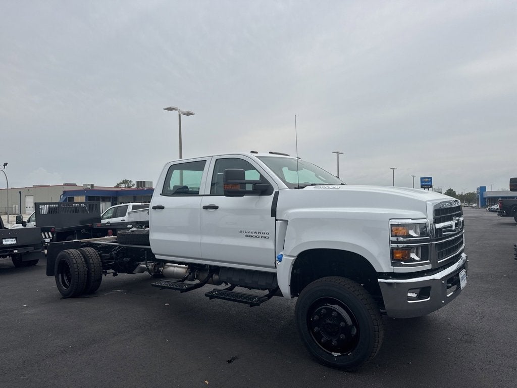 2024 Chevrolet Silverado 5500 HD Work Truck