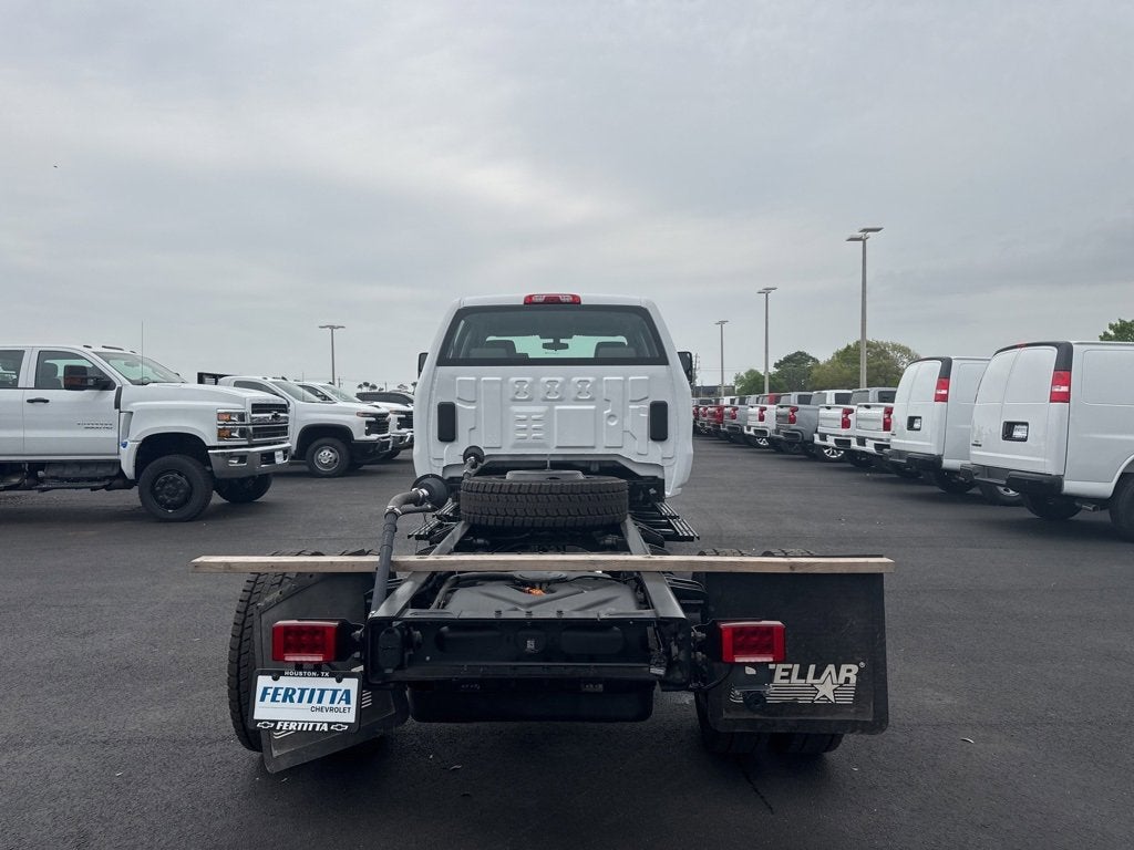 2024 Chevrolet Silverado 5500 HD Work Truck