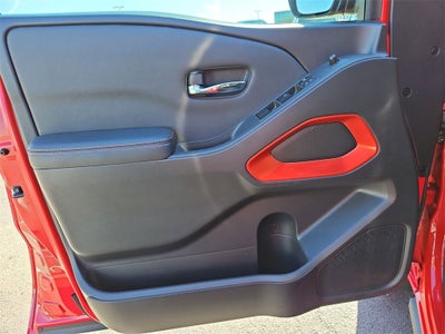 2024 Nissan Frontier Crew Cab PRO-4X 4x4