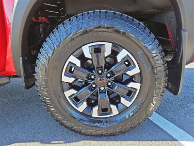 2024 Nissan Frontier Crew Cab PRO-4X 4x4