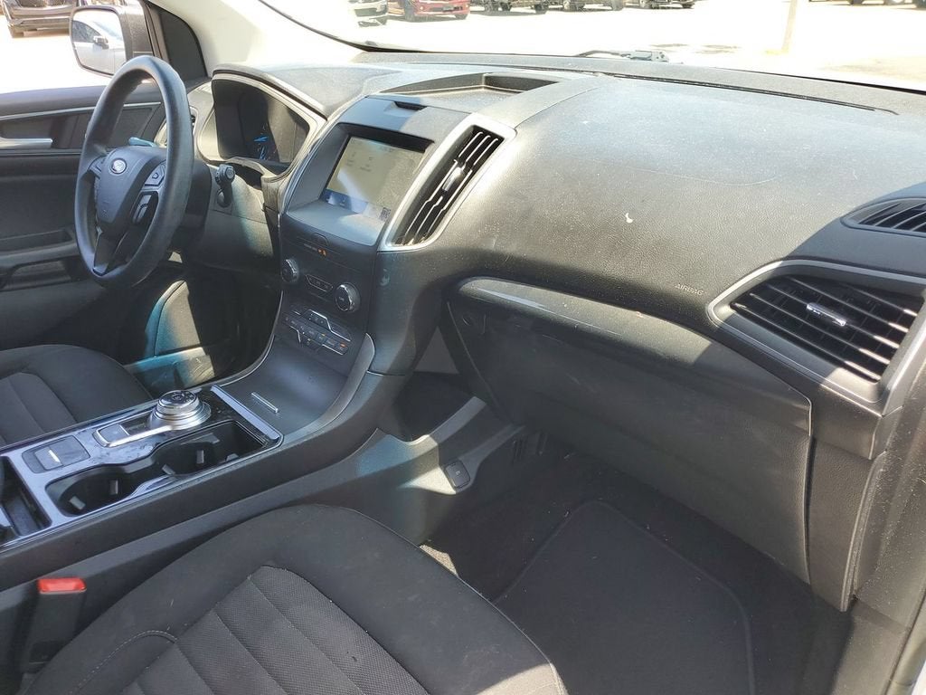 2020 Ford Edge SE