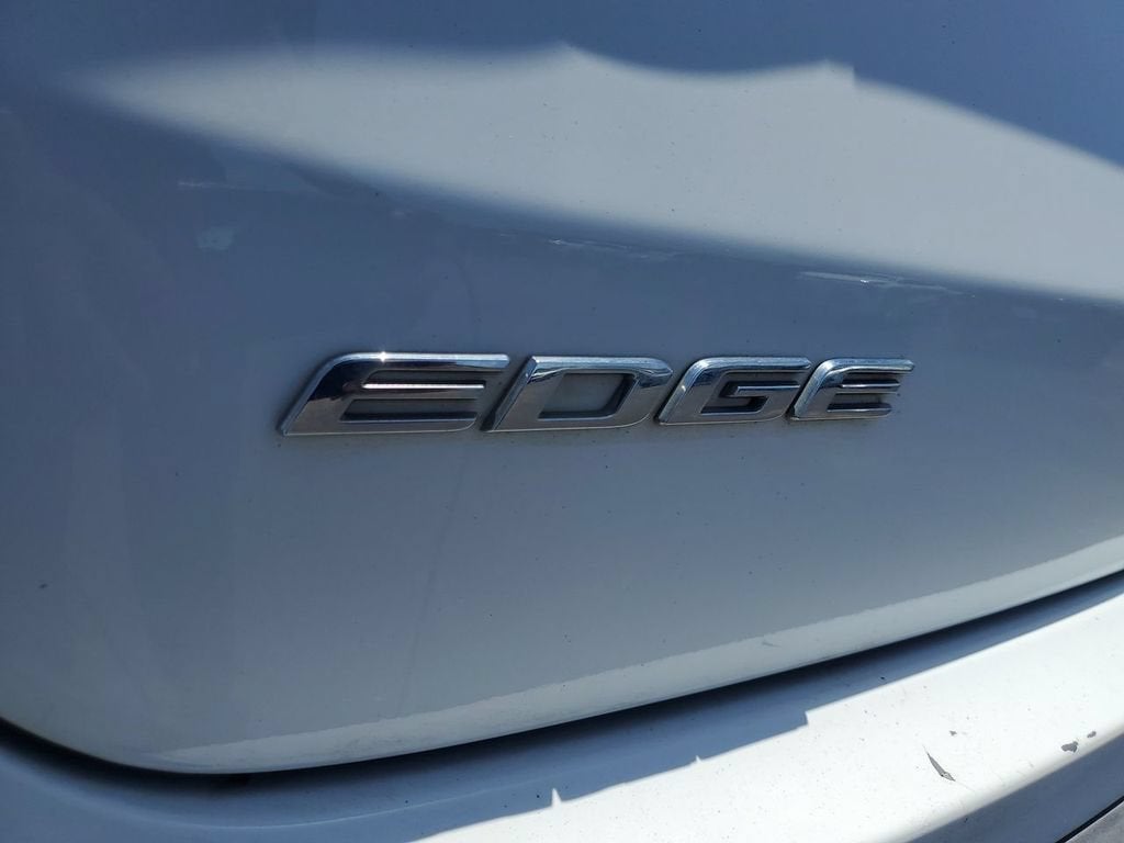 2020 Ford Edge SE