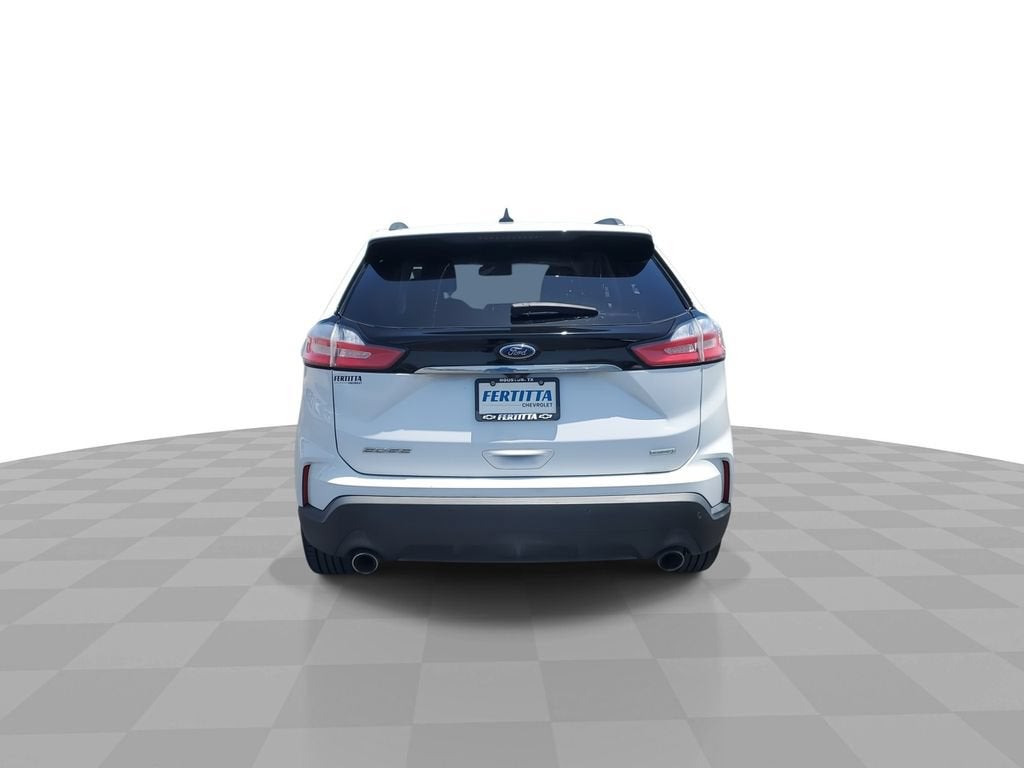 2020 Ford Edge SE