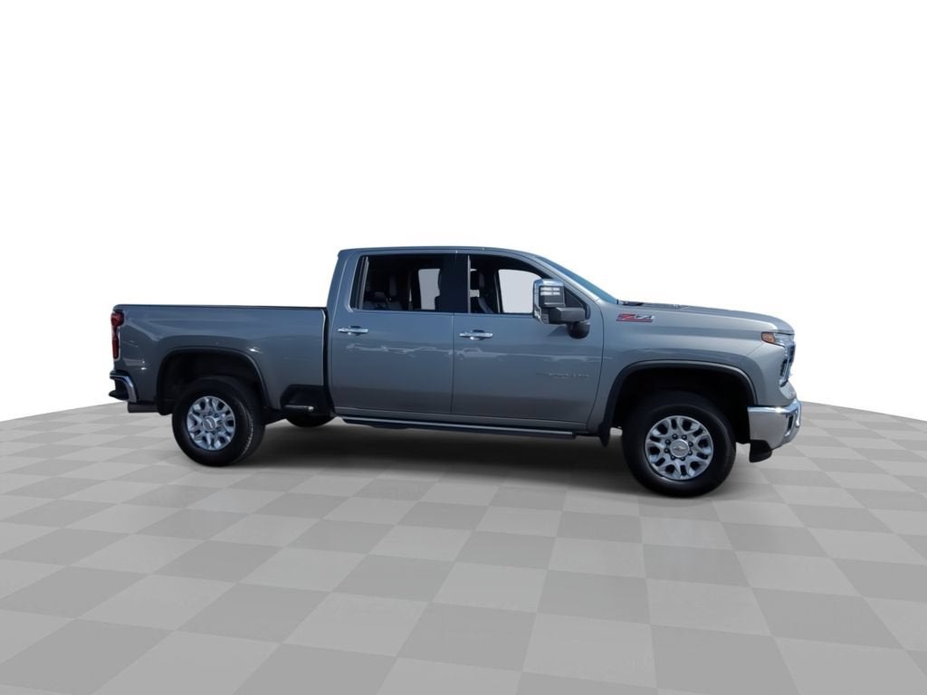 2024 Chevrolet Silverado 3500HD LTZ - Photo 9