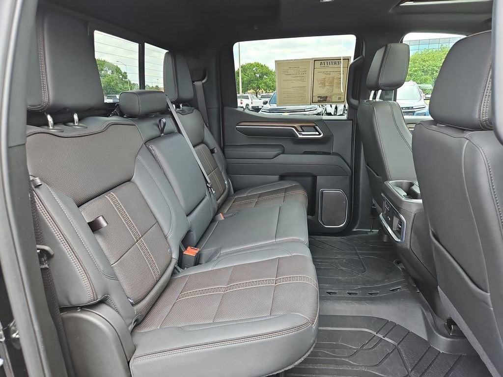 2025 Chevrolet Silverado 1500 High Country