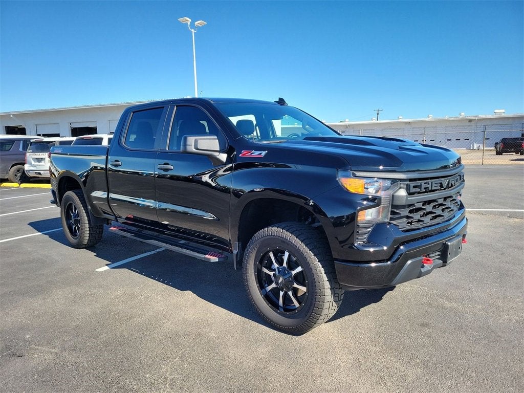 2024 Chevrolet Silverado 1500 Custom Trail Boss