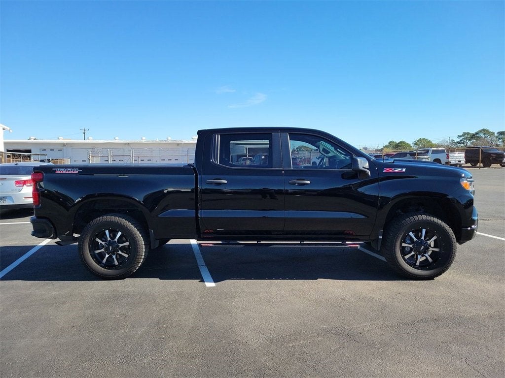2024 Chevrolet Silverado 1500 Custom Trail Boss