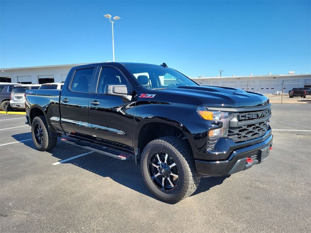2024 Chevrolet Silverado 1500 Custom Trail Boss