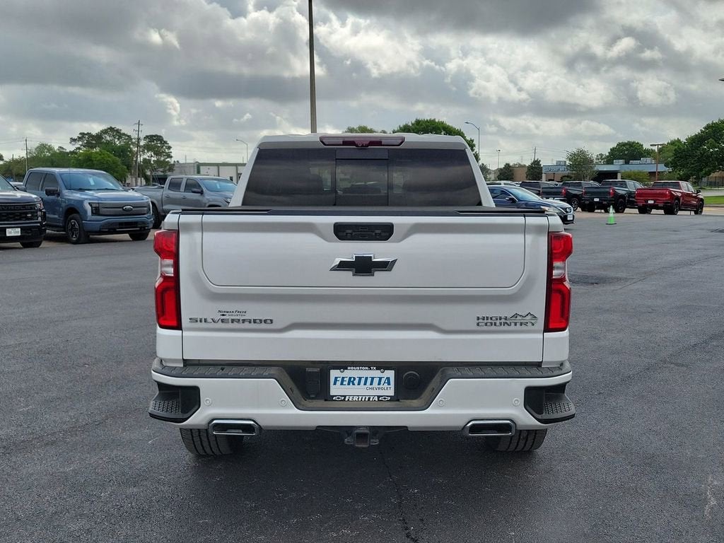 2022 Chevrolet Silverado 1500 High Country
