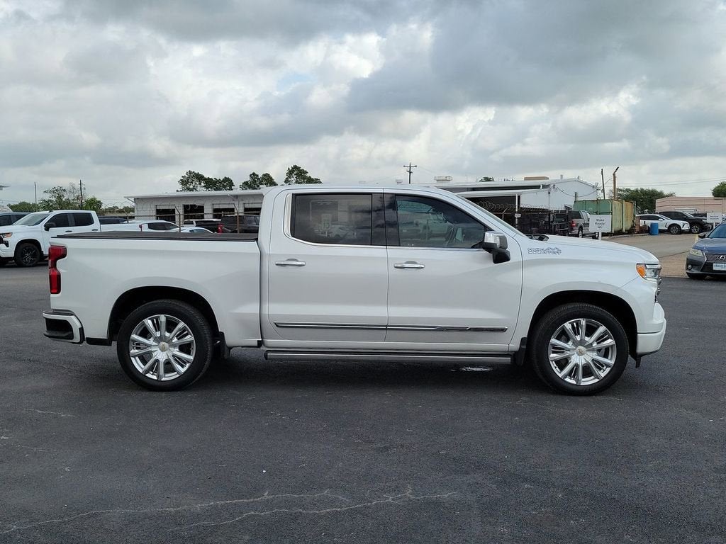 2022 Chevrolet Silverado 1500 High Country