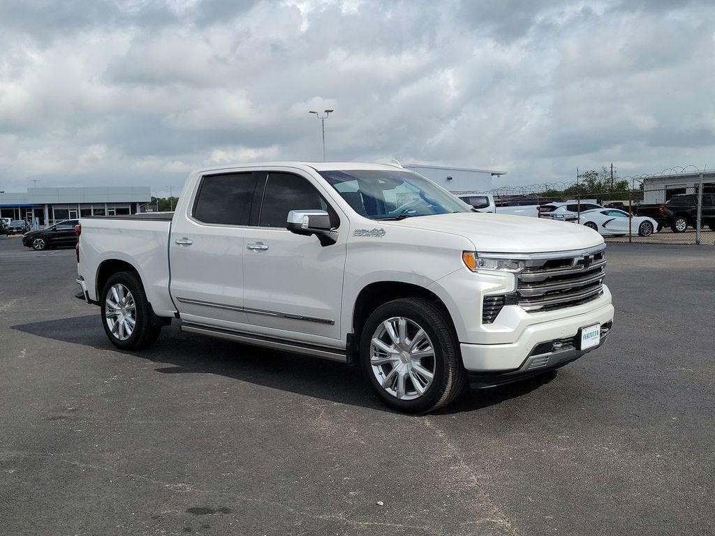 2022 Chevrolet Silverado 1500 High Country