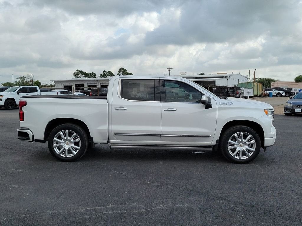 2022 Chevrolet Silverado 1500 High Country