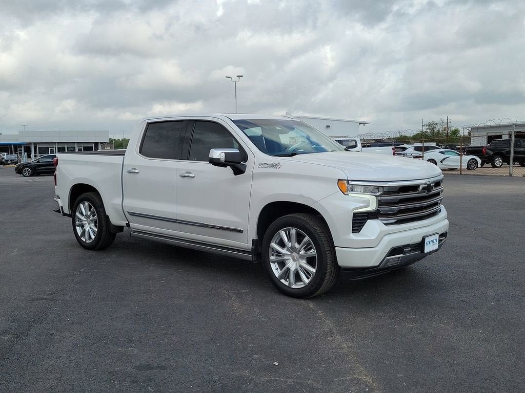 2022 Chevrolet Silverado 1500 High Country