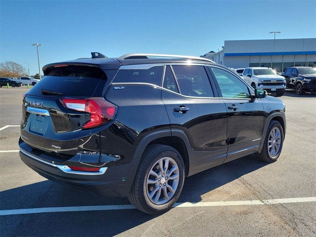 2024 GMC Terrain SLT