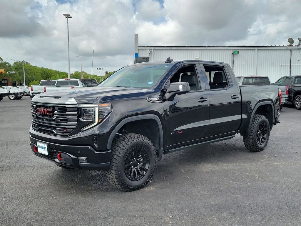 2022 GMC Sierra 1500 AT4