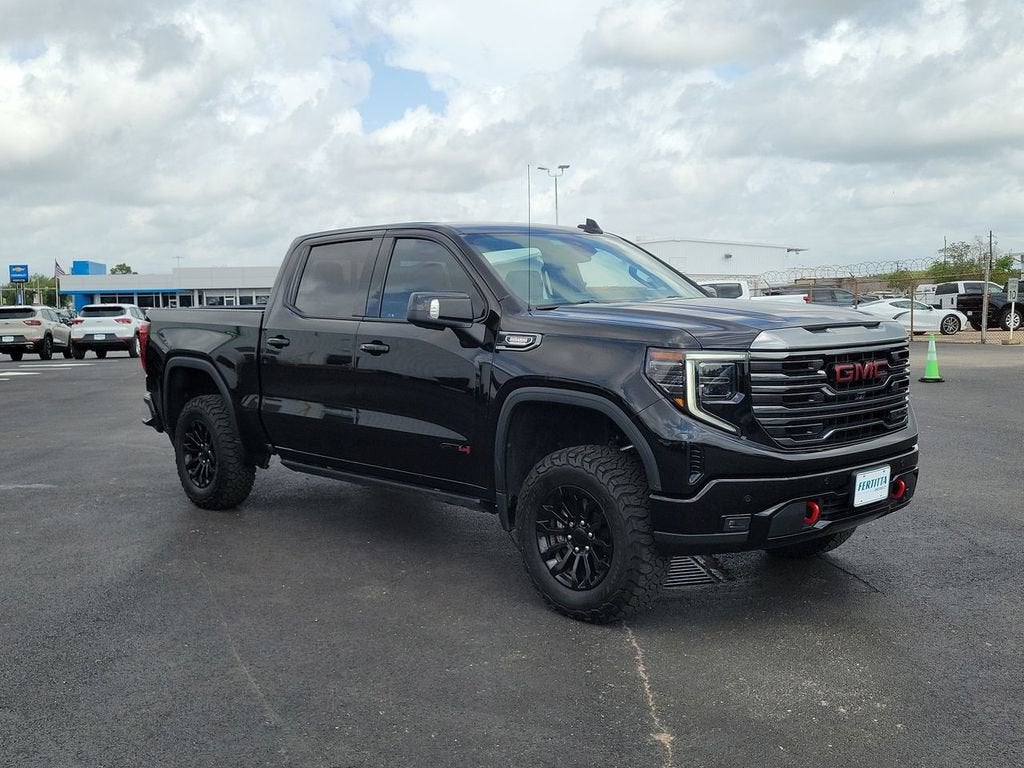 2022 GMC Sierra 1500 AT4