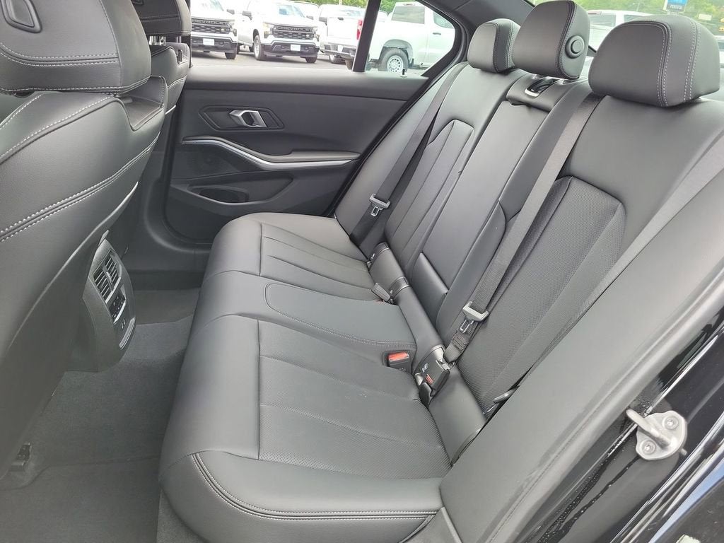 2026 BMW 3 Series 330i NA