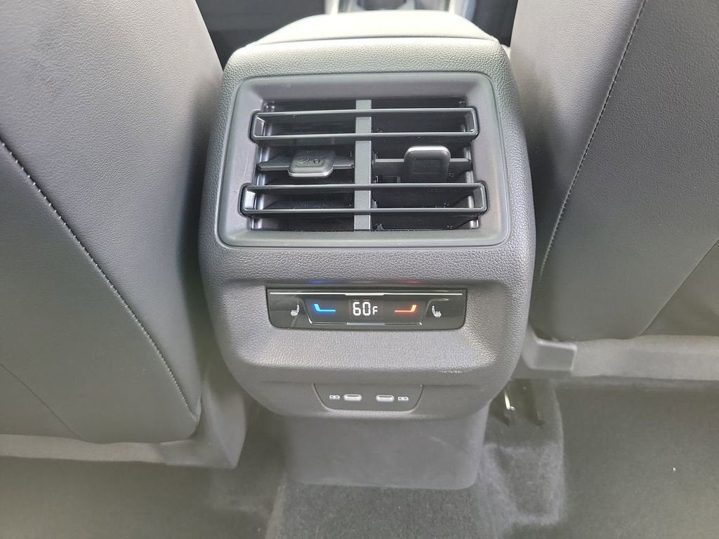 2025 Volkswagen Tiguan 2.0T SEL R-Line