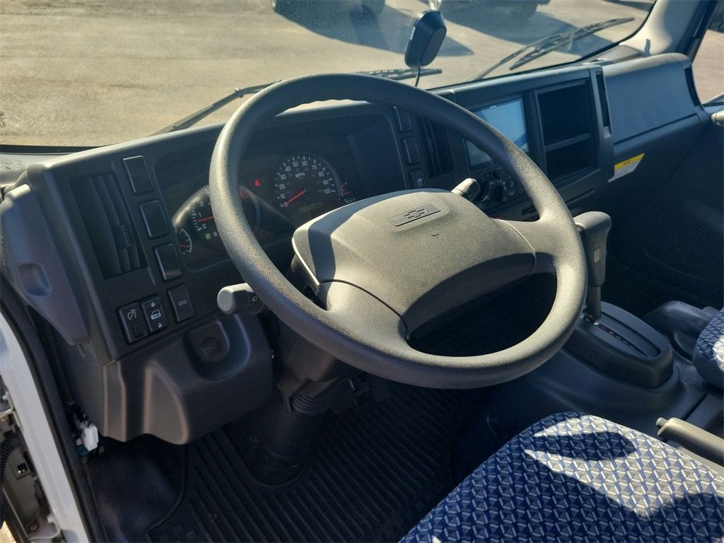 2025 Chevrolet Low Cab Forward 4500 2WD Crew Cab 176"