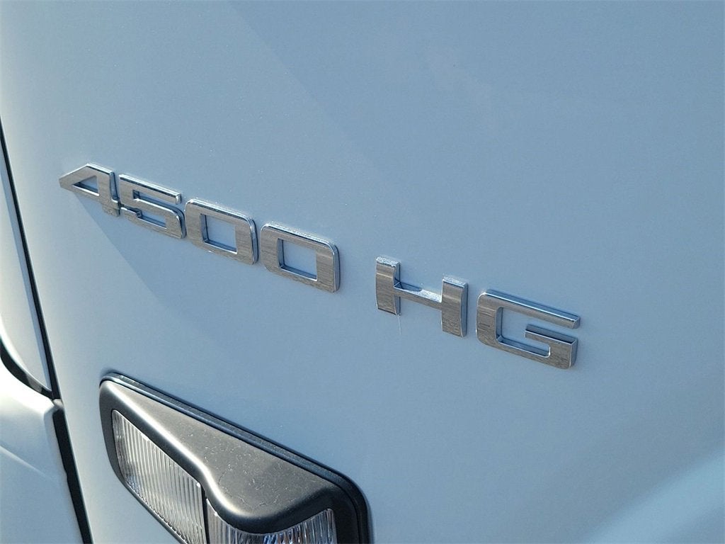 2025 Chevrolet Low Cab Forward 4500 2WD Crew Cab 176"