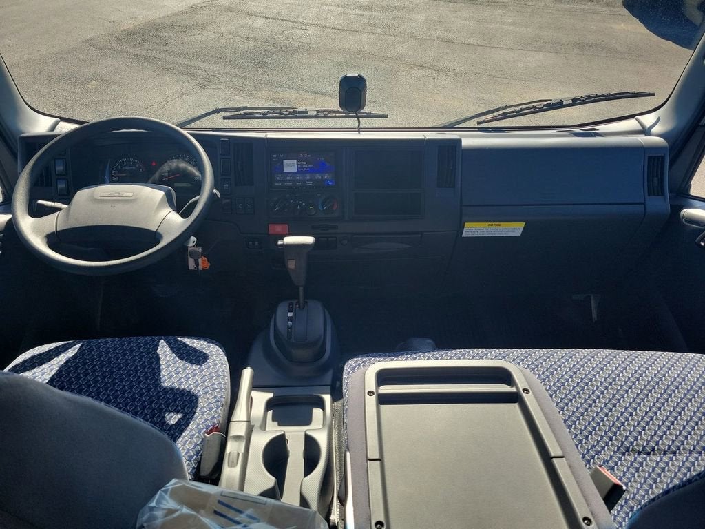 2025 Chevrolet Low Cab Forward 4500 2WD Crew Cab 176"