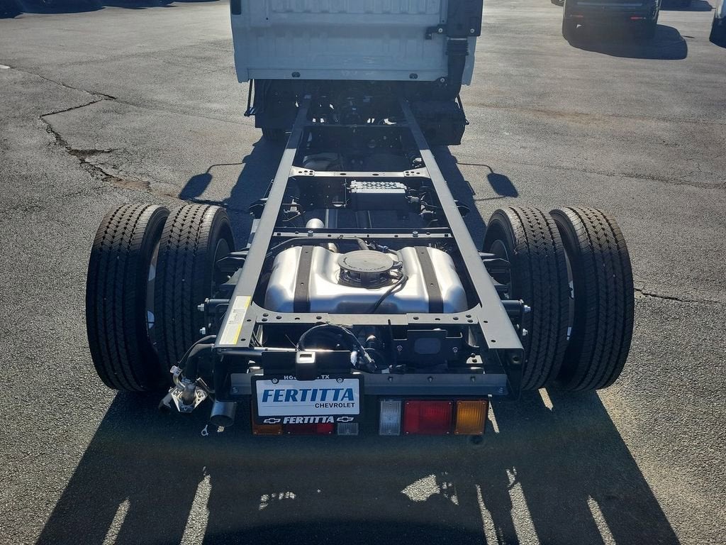 2025 Chevrolet Low Cab Forward 4500 2WD Crew Cab 176"