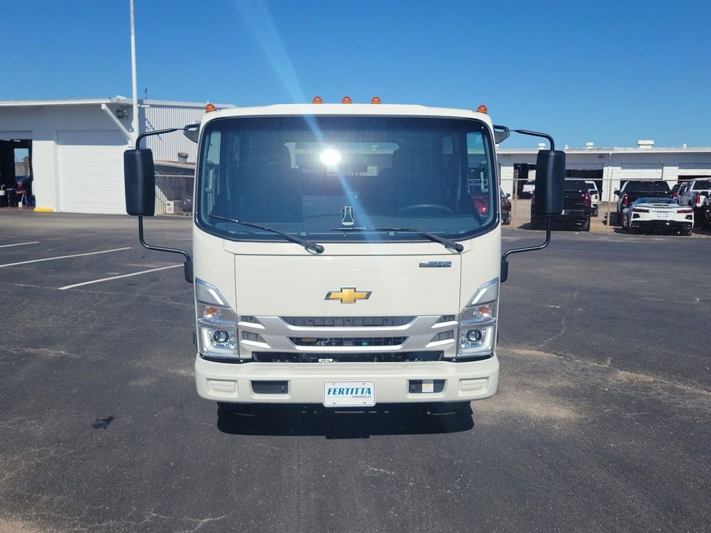2025 Chevrolet Low Cab Forward 4500 2WD Crew Cab 176"