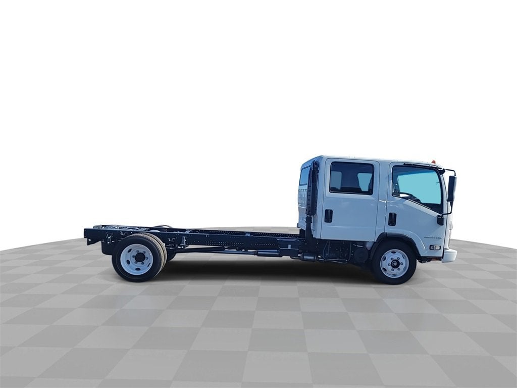 2025 Chevrolet Low Cab Forward 4500 2WD Crew Cab 176"
