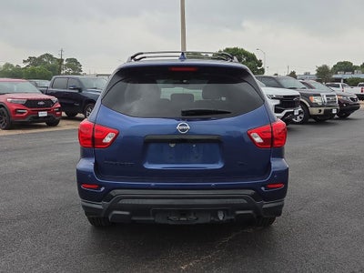 2019 Nissan Pathfinder SL