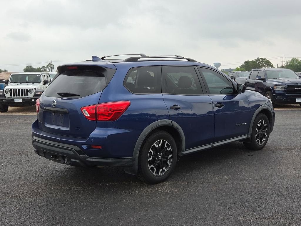2019 Nissan Pathfinder SL