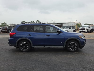 2019 Nissan Pathfinder SL