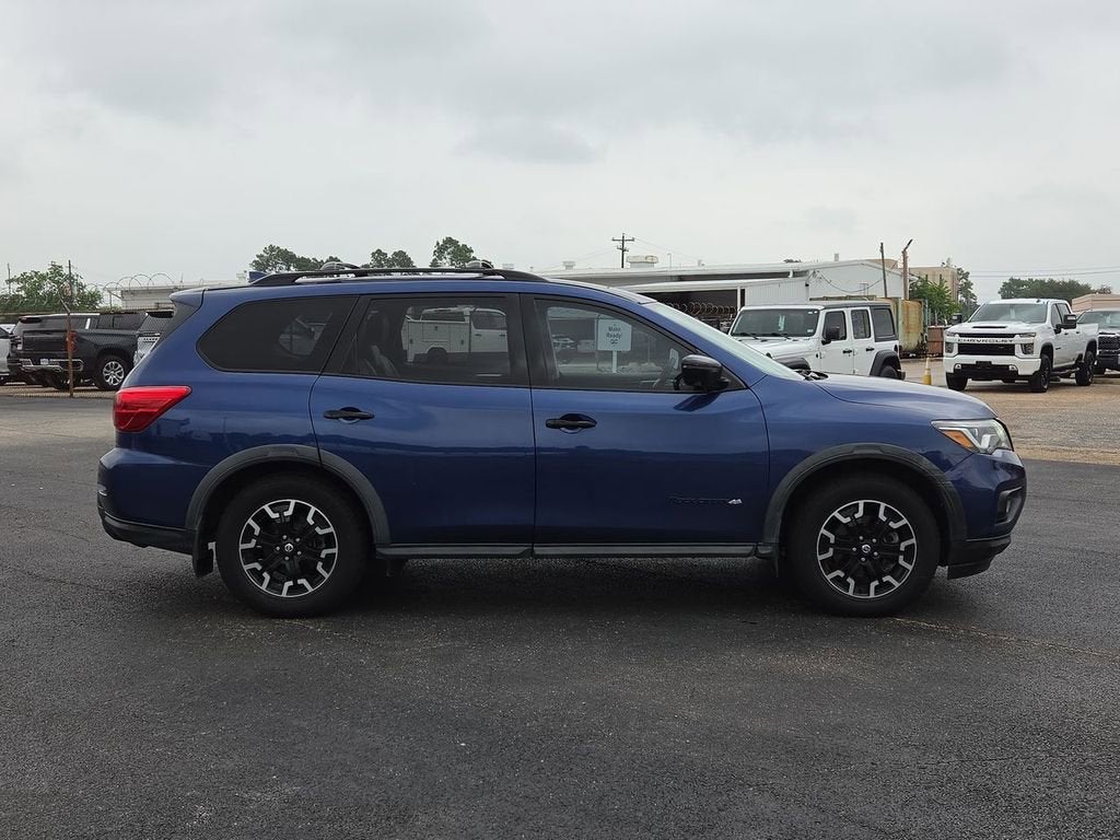 2019 Nissan Pathfinder SL