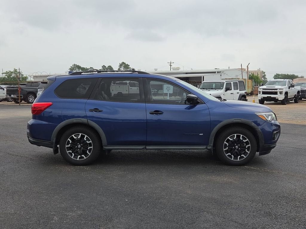 2019 Nissan Pathfinder SL