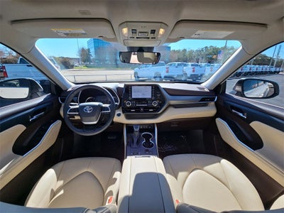 2022 Toyota Highlander XLE