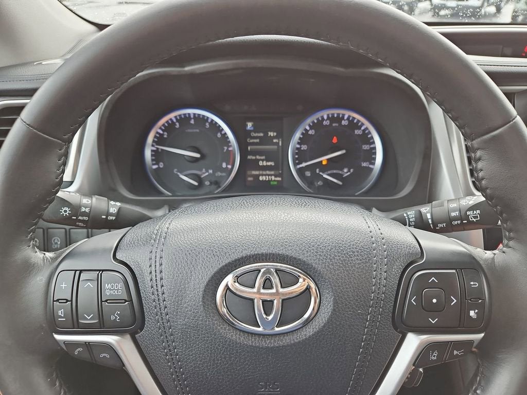 2017 Toyota Highlander XLE