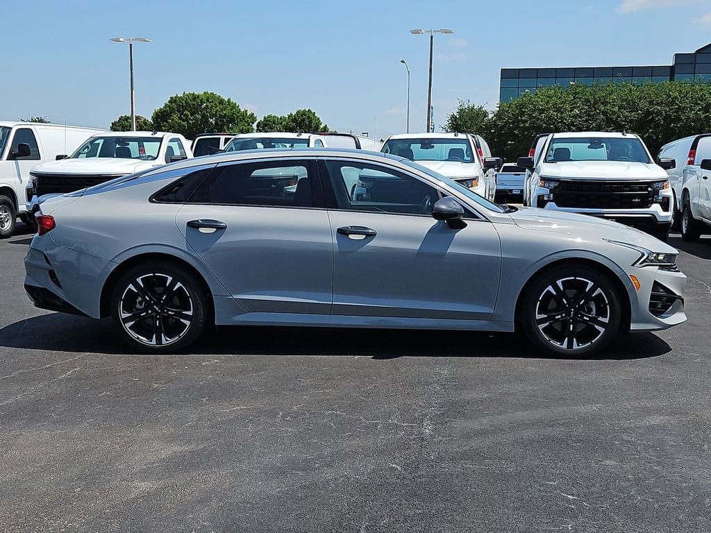 2024 Kia K5 GT-Line
