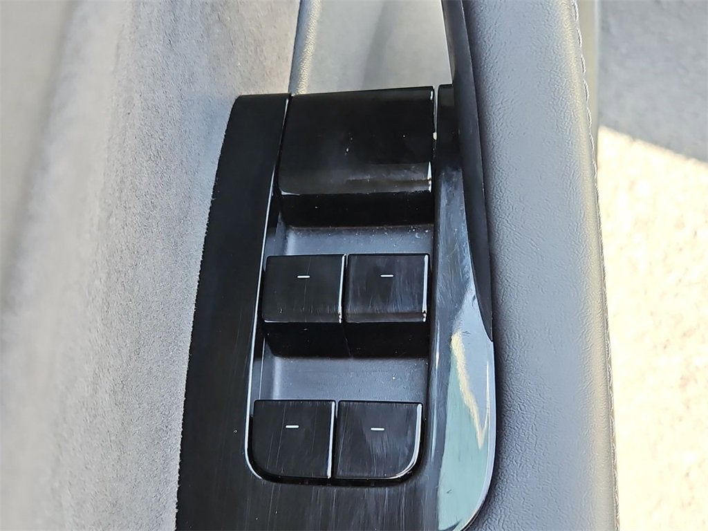 2021 Tesla Model Y Standard Range Rear-Wheel Drive