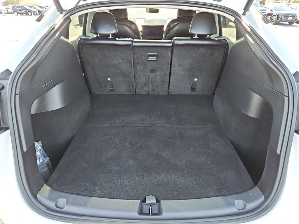 2021 Tesla Model Y Standard Range Rear-Wheel Drive