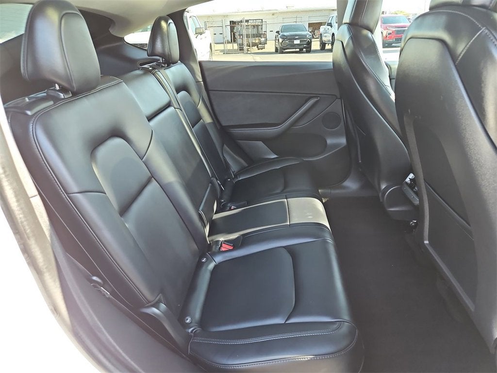 2021 Tesla Model Y Standard Range Rear-Wheel Drive