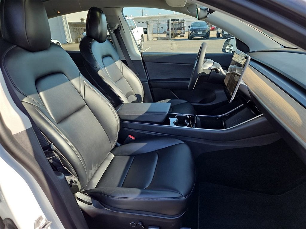 2021 Tesla Model Y Standard Range Rear-Wheel Drive