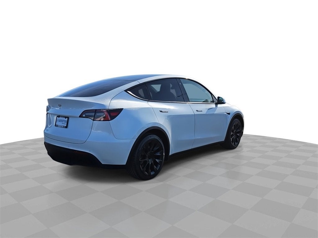 2021 Tesla Model Y Standard Range Rear-Wheel Drive