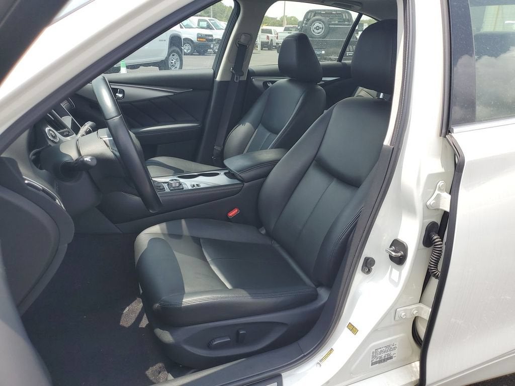 2020 INFINITI Q50 LUXE